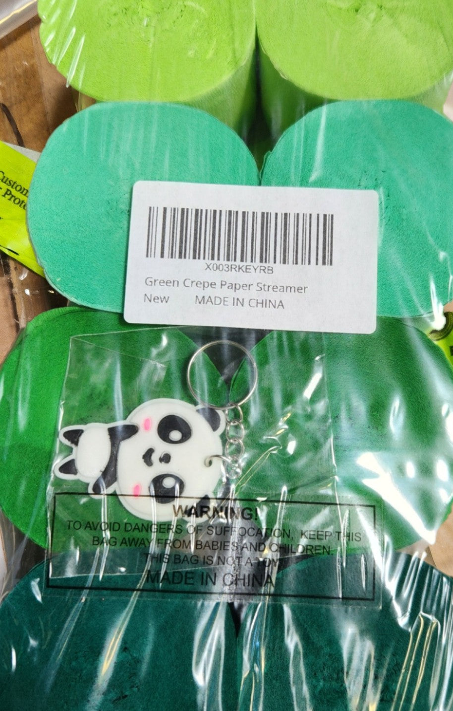 Streamers 8 Rolls 656ft Crepe Paper Streamer  with free Panda Keychain lot of 5