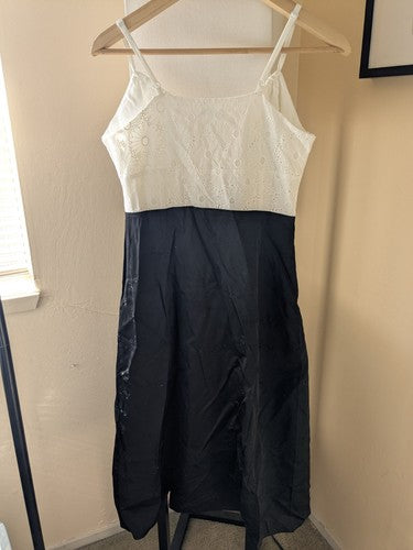 Petite Studio Faye Dress Black-White